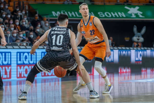 它往往通过 它往往通过